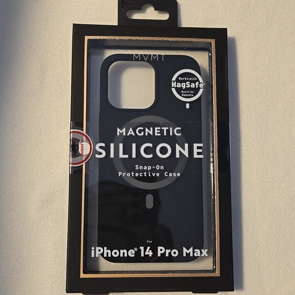 MVMT Magnetic Silicone Snap-On Protective Case for iPhone 14 Pro Max - New